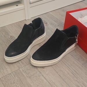 Black Slip-On WOMEN's Shoes